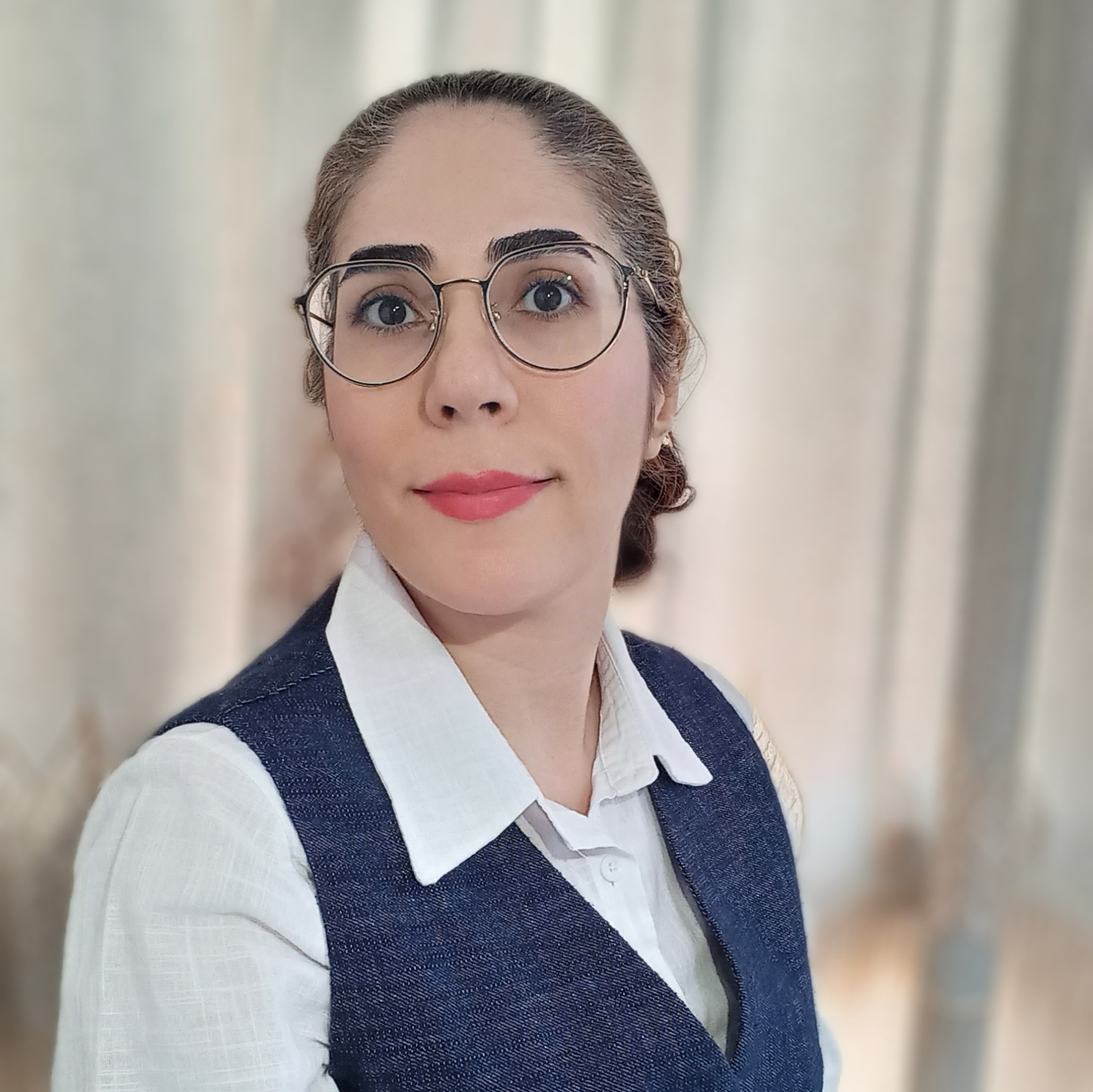 Zeinab Jorkesh